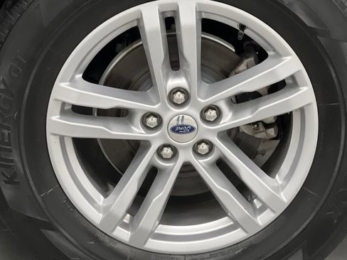 Used 2024 Ford Explorer XLT w/ Equipment Group 202A image 69