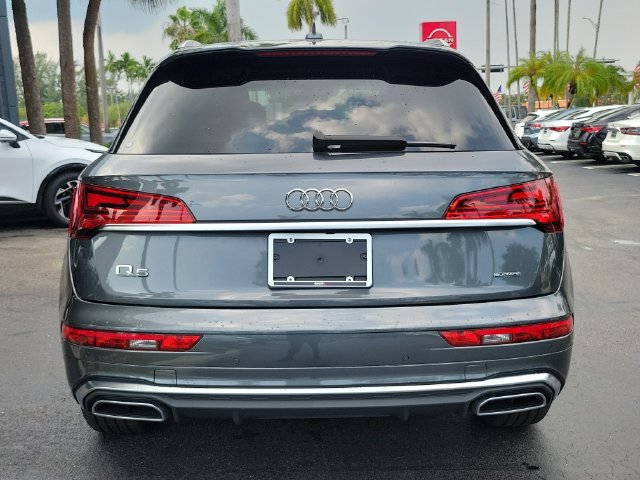 Used 2023 Audi Q5 2.0T Premium w/ Convenience Package AWD/4WD image 5