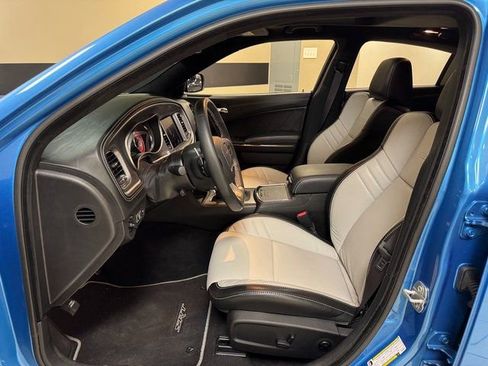 Used 2023 Dodge Charger SRT Hellcat w/ Harman/Kardon Audio Group image 8