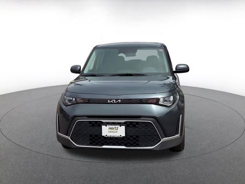 Used 2025 Kia Soul LX w/ LX Technology Package FWD image 4