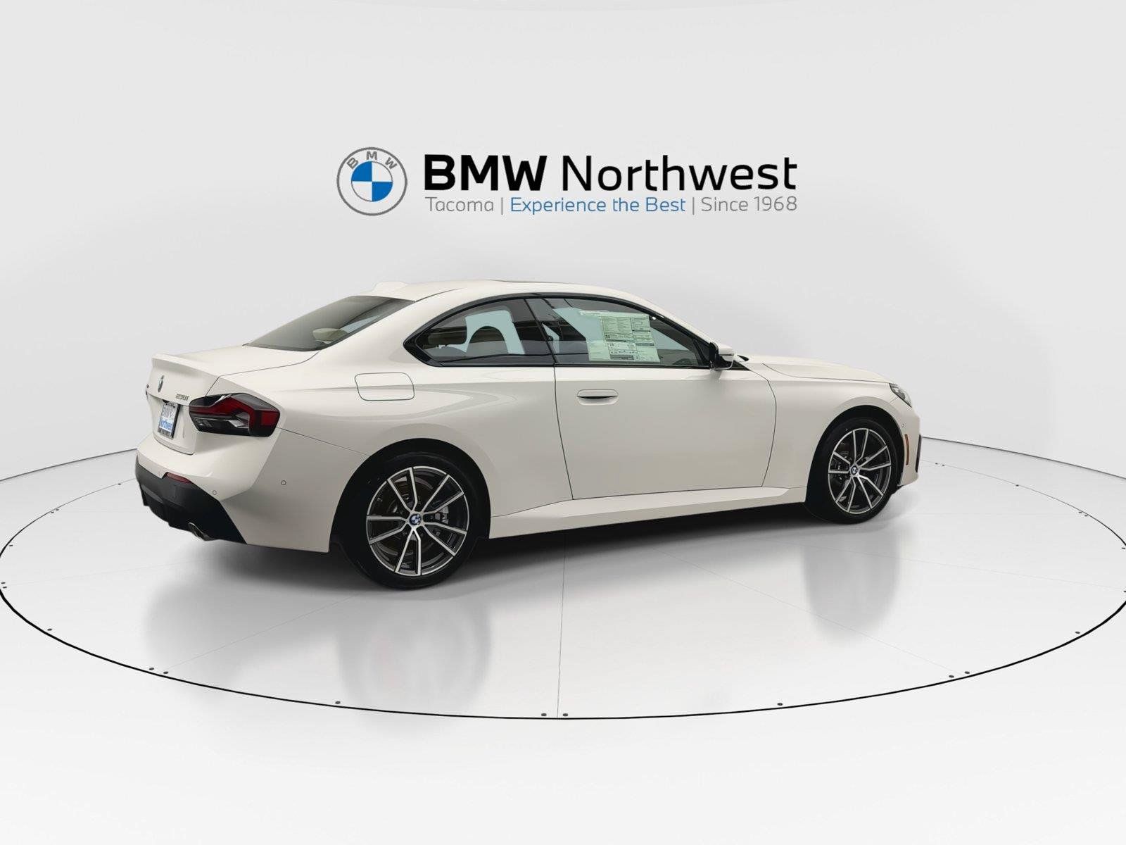 New 2026 BMW 230i xDrive Coupe w/ Convenience Package AWD/4WD image 4