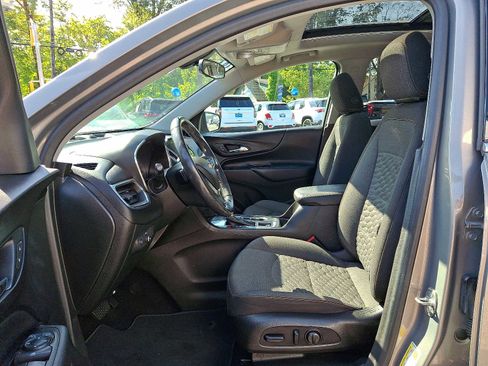 Used 2018 Chevrolet Equinox LT w/ Sun & Infotainment Package image 13