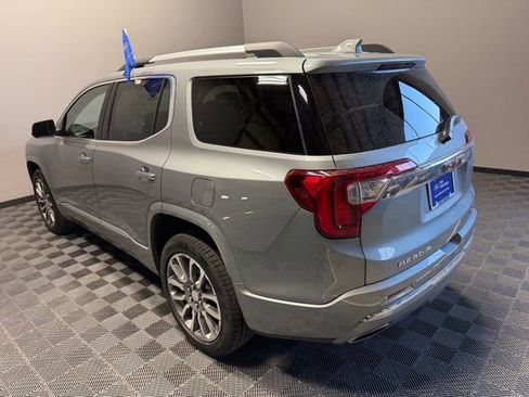 Used 2023 GMC Acadia Denali w/ Denali Ultimate Package image 12