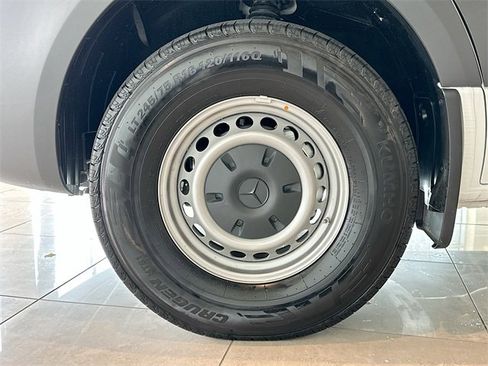 New 2025 Mercedes-Benz Sprinter 2500 image 29