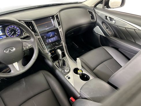 Used 2017 INFINITI Q50 3.0t Premium w/ 3.0T Premium Plus Package image 23