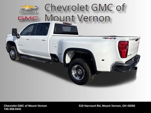 Used 2024 Chevrolet Silverado 3500 LT image 3