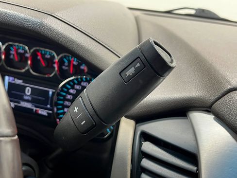 Used 2019 GMC Yukon SLT AWD/4WD image 30