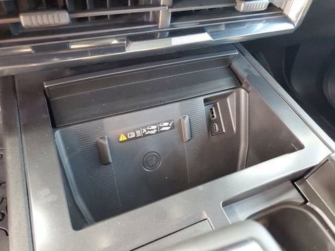 New 2026 GMC Hummer EV 4x4 Crew Cab image 25