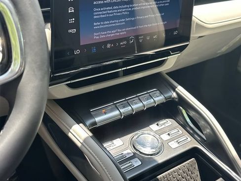 New 2026 Lincoln Nautilus Premier w/ Equipment Group 102A AWD/4WD image 26