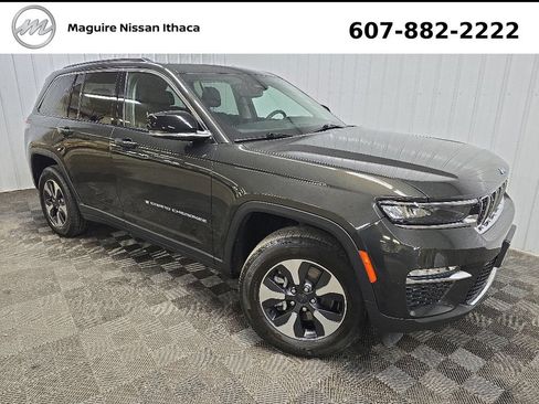 Used 2023 Jeep Grand Cherokee 4WD 4xe image 8