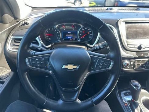 Used 2020 Chevrolet Equinox LT AWD/4WD image 21