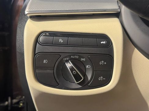Used 2020 INFINITI QX50 Luxe w/ Navigation Package AWD/4WD image 12