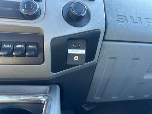 Used 2016 Ford F250 XLT w/ XLT Premium Package image 20