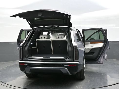 Used 2026 Cadillac Vistiq Luxury AWD/4WD image 61