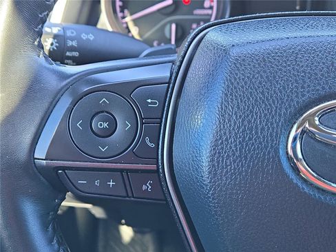 Used 2022 Toyota Camry SE image 20