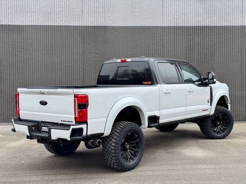New 2026 Ford F250 Lariat w/ Black Appearance Package image 6
