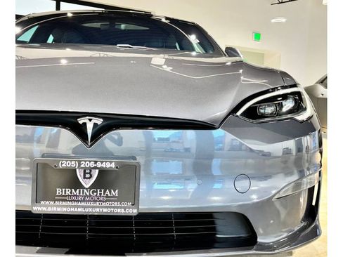 Used 2023 Tesla Model S Plaid image 6