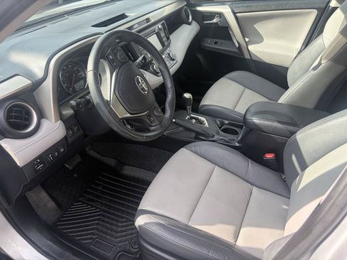 Used 2015 Toyota RAV4 Limited w/ Technology Package AWD/4WD image 10