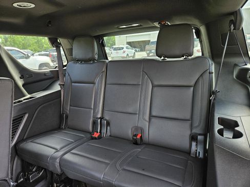 Used 2024 Chevrolet Tahoe LT RWD image 32