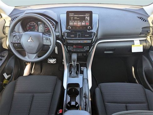 New 2026 Mitsubishi Eclipse Cross ES image 14