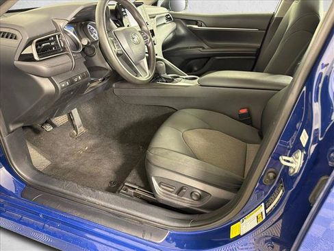 Used 2024 Toyota Camry LE FWD image 9