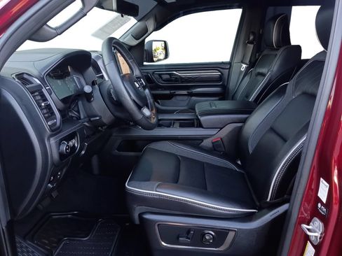 Used 2025 RAM 1500 Limited AWD/4WD image 19