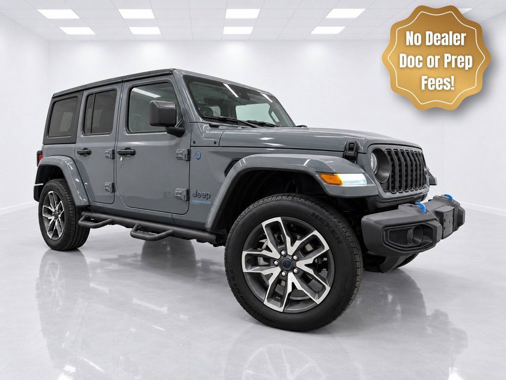 Used 2024 Jeep Wrangler Unlimited w/ Convenience Group AWD/4WD image 1