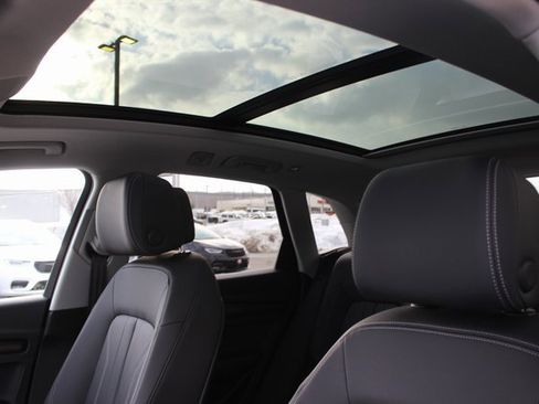 Used 2023 Audi Q5 2.0T Premium image 21