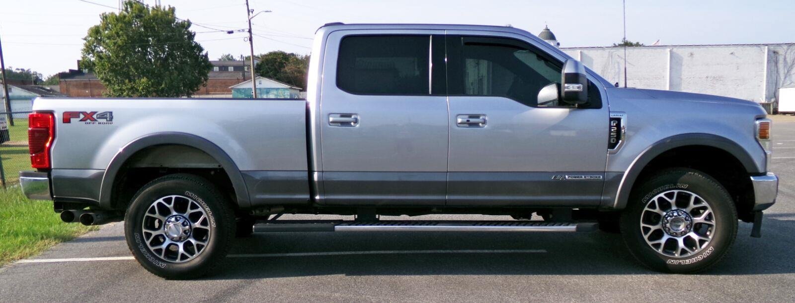 Used 2022 Ford F250 Lariat w/ Lariat Ultimate Package AWD/4WD image 4