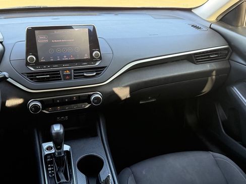 Used 2020 Nissan Altima 2.5 S FWD image 15