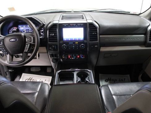 Used 2021 Ford F250 XLT w/ XLT Premium Package image 2