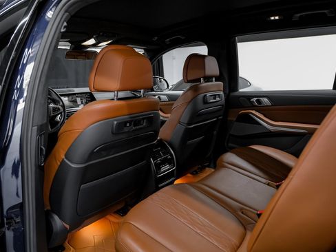 Used 2022 BMW X7 M50i w/ Executive Package image 42