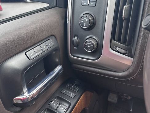 Used 2014 GMC Sierra 1500 SLT AWD/4WD image 18