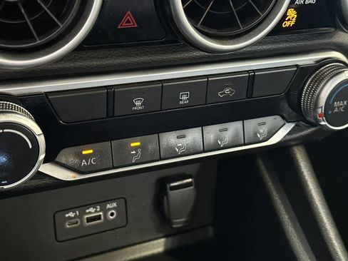 Used 2022 Nissan Sentra SV FWD image 22