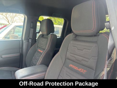 Used 2024 Nissan Frontier PRO-4X w/ Pro Convenience Package AWD/4WD image 5