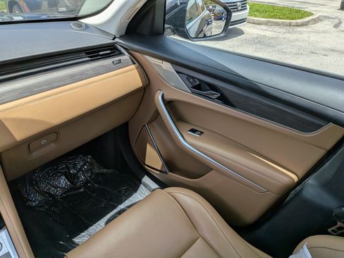 Used 2022 Jaguar F-PACE S AWD/4WD image 19