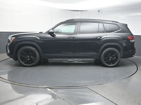 New 2026 Volkswagen Atlas SE FWD image 5