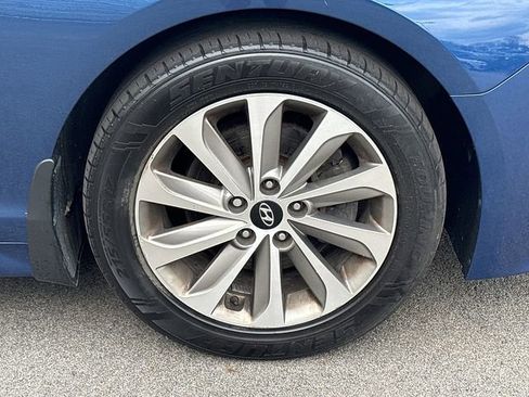 Used 2015 Hyundai Sonata Sport w/ Option Group 03 FWD image 8