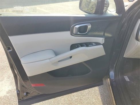 New 2025 Kia Sorento EX image 5