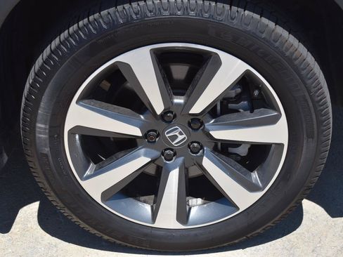 Used 2023 Honda Pilot Elite image 13