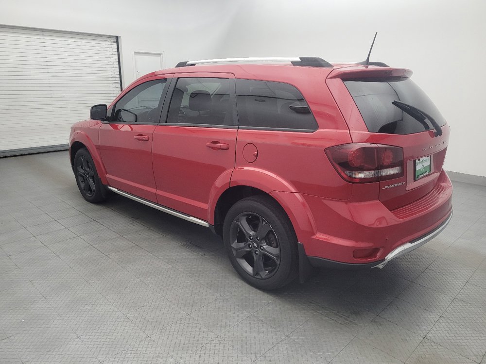 Used 2018 Dodge Journey Crossroad w/ Nav & Sun Group FWD image 3