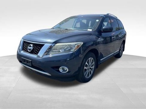 Used 2014 Nissan Pathfinder SL w/ SL Premium Package AWD/4WD image 3