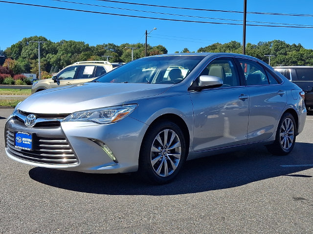 Used 2015 Toyota Camry XLE FWD image 3