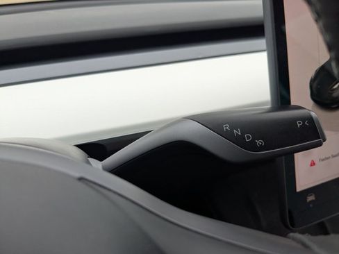 Used 2022 Tesla Model 3 Long Range AWD/4WD image 11