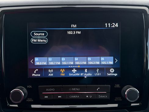 Certified 2022 Nissan Frontier SV w/ Technology Package AWD/4WD image 16