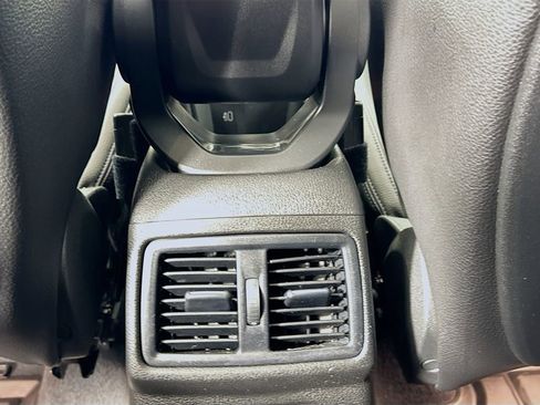 Used 2021 BMW X1 sDrive28i w/ M Sport Package image 31