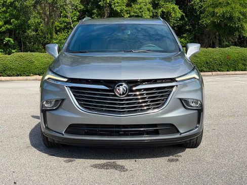 Used 2023 Buick Enclave Essence FWD image 7