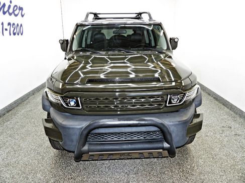 Used 2007 Toyota FJ Cruiser 4WD image 2