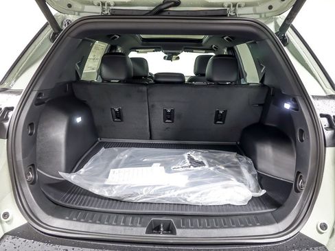New 2026 Chevrolet Equinox ACTIV w/ LPO, Floor Liner Package image 10