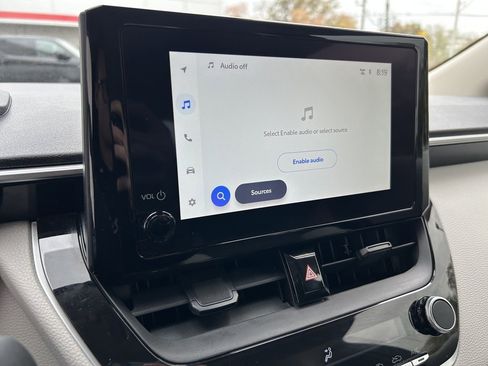 Certified 2025 Toyota Corolla LE image 16